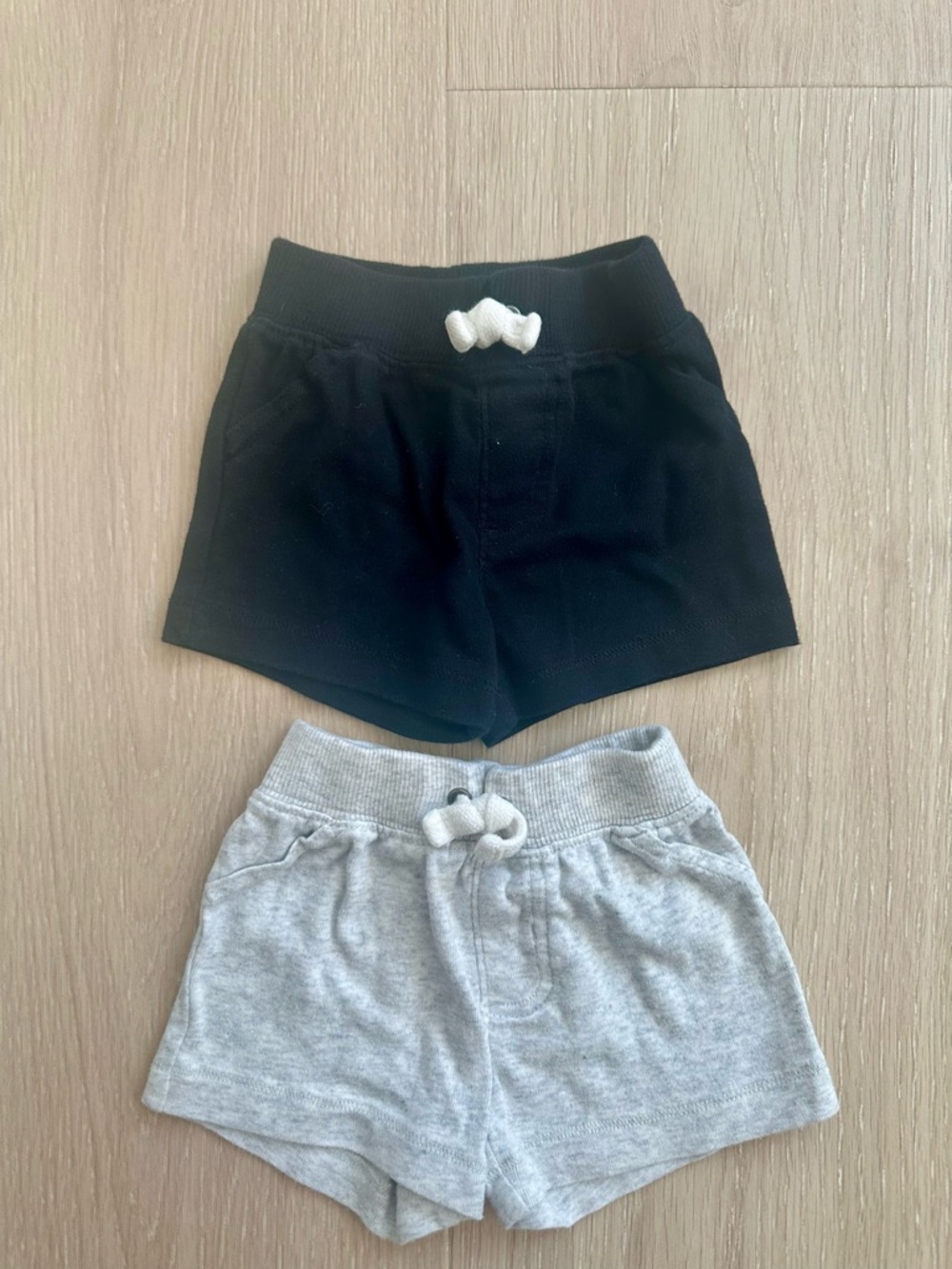 Carter’s Set of 2 Baby Cotton Shorts 3M Black and Light Gray
